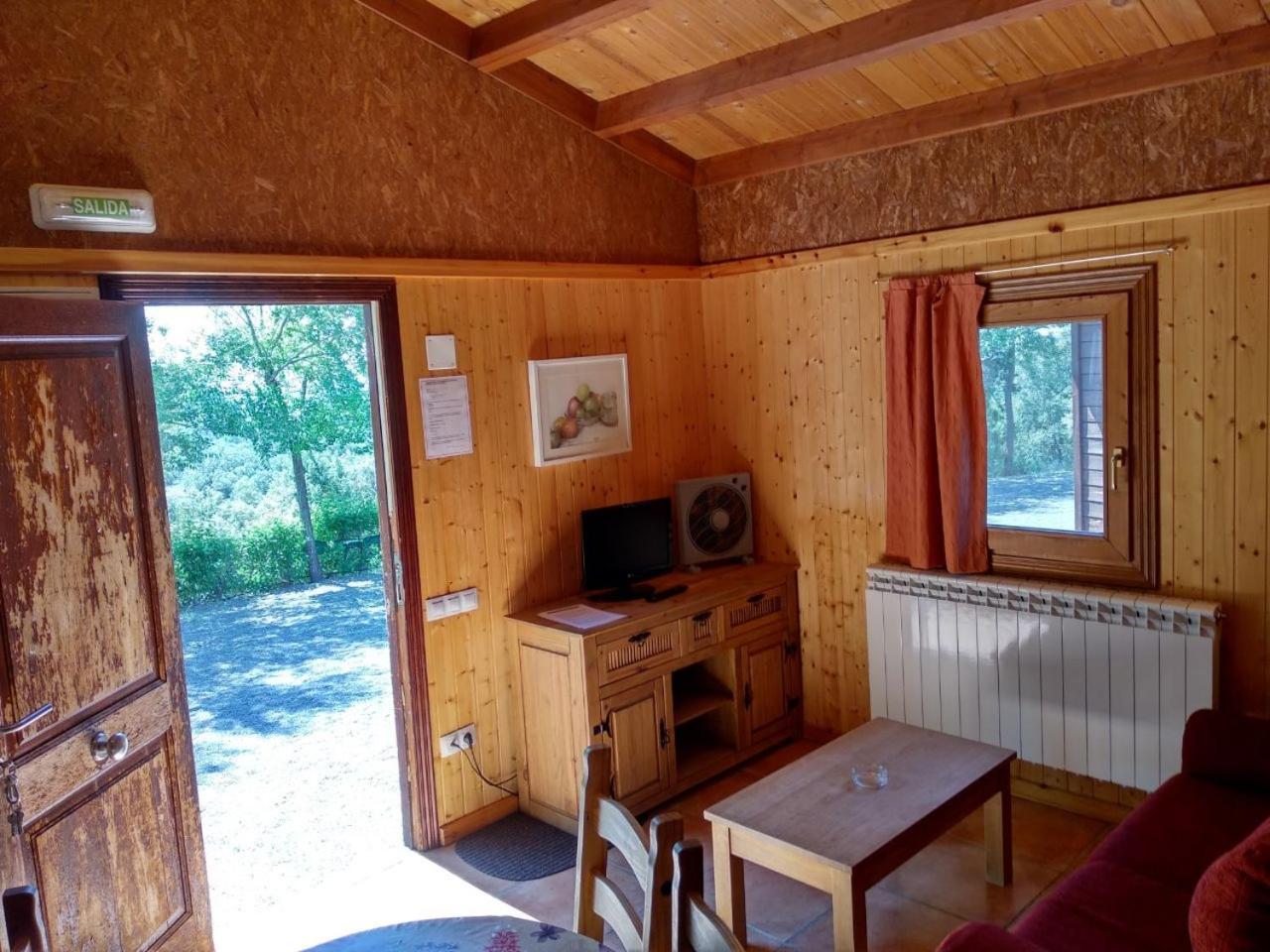 Formiche Alto Camping Casa Fausto Cerca De Dinopolis מראה חיצוני תמונה